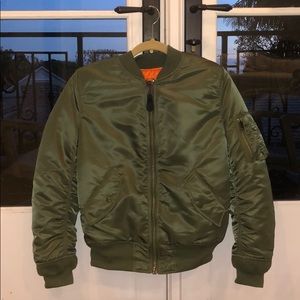 Alpha Industries puffer jacket